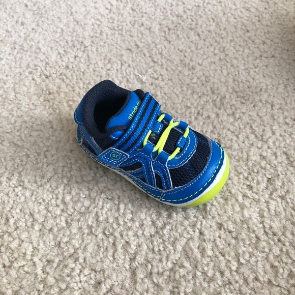Stride Rite Shoes - Picture 3 of 3